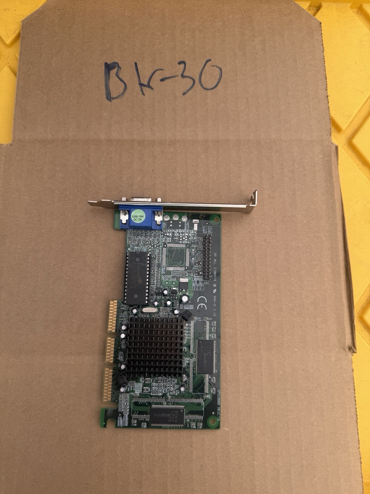 e-Geforce2 MX-200.032-A4-NV31-01 AGP VGA Video Graphics Card