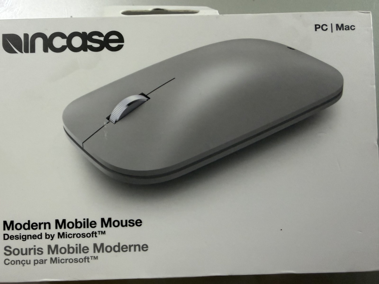 Incase - Modern Mobile Mouse Designed by Microsoft - Wireless Silver
