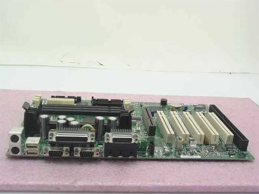 Gateway 4000472 Slot 1 Motherboard FW82371EB PCIset AGP PCI ISA Yamaha ES1373