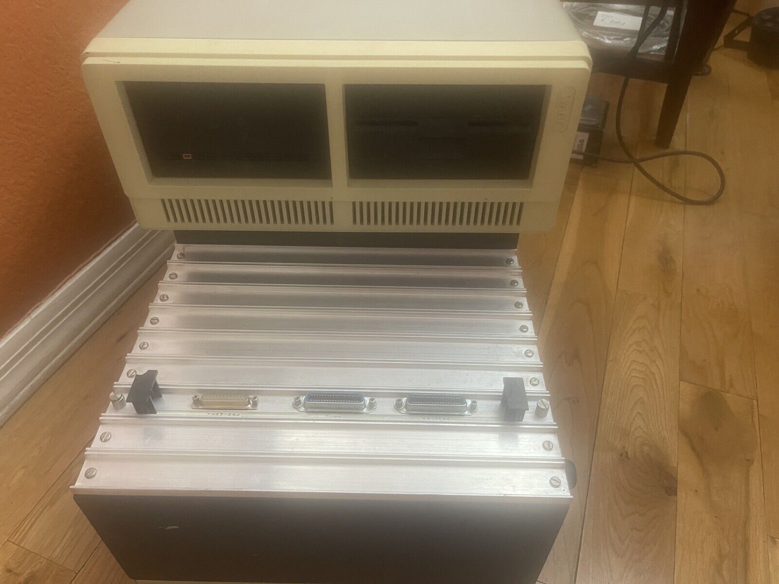 Wang  vintage computer model 2200MVP and 2200 hard disc and 5.25 floppy Drive