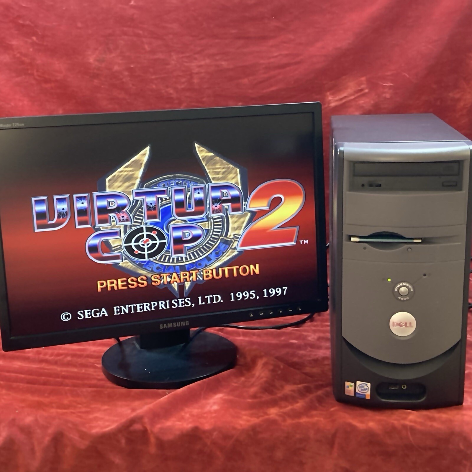 VINTAGE Dell Desktop PC Pentium 4 Windows 98se XP Dual Boot Retro Gaming P4 98