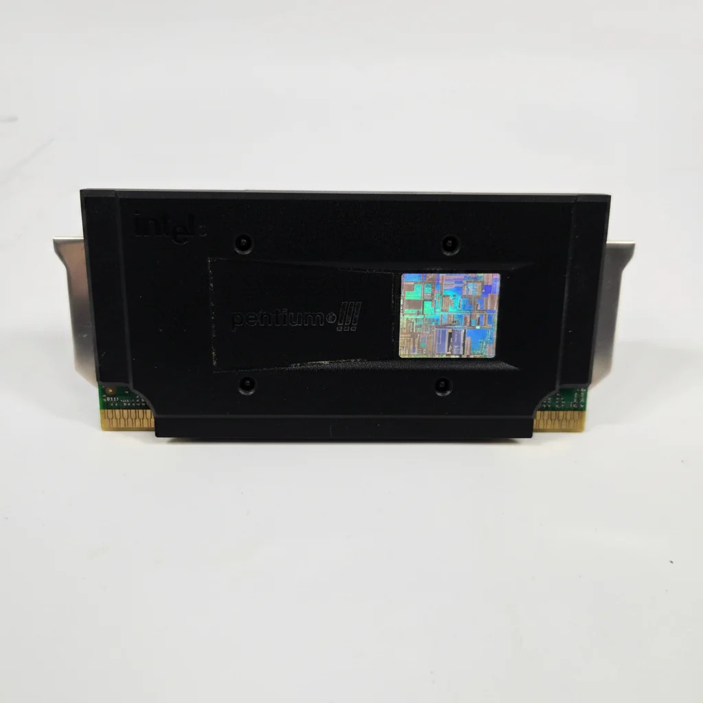 Intel Pentium III 100MHz Single Core SL35D Single Thread Slot 1