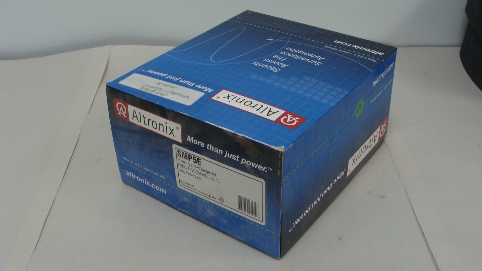 ALTRONIX SMP5E POWER SUPPLY CHARGER KIT NEW NOS