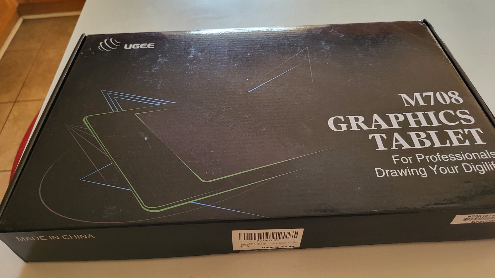 UGEE M708 GRAPHICS TABLET FOR PROFESSIONALS DRAWING