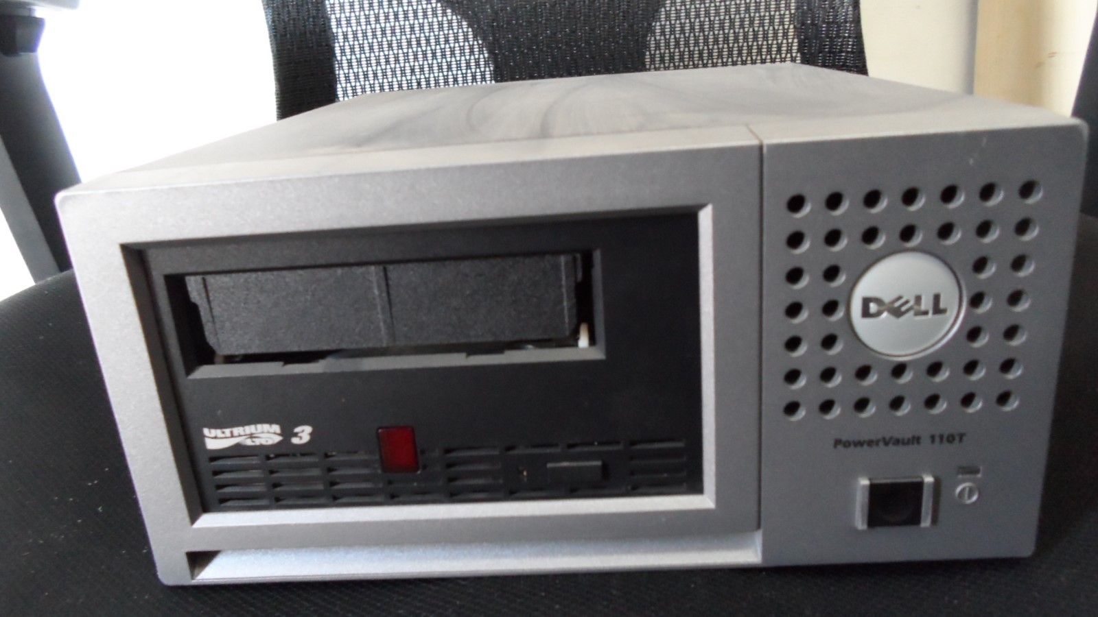 DELL LTO3 Ultrium3 SCSI FH 23R4766 95P2013 NP888 PV110T External Tape Drive