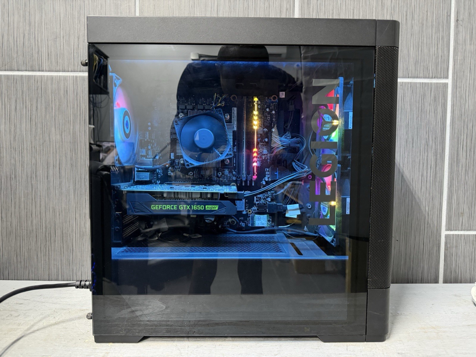 Lenovo Legion T5 26AMR5 AMD Ryzen 5 3600 16GB RAM 512GB SSD GTX 1650 Super