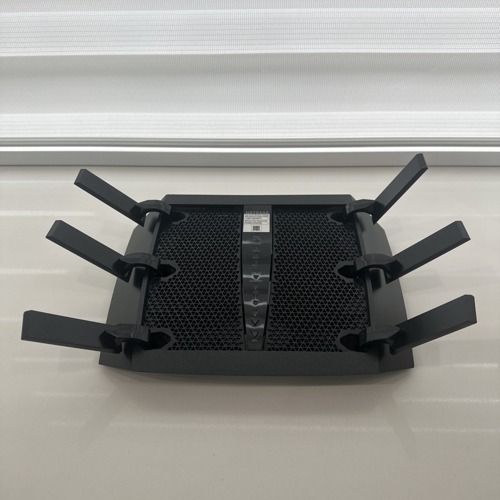 NETGEAR R7900P-100NAS Nighthawk X6 AC3000 Dual Band Smart WiFi Router