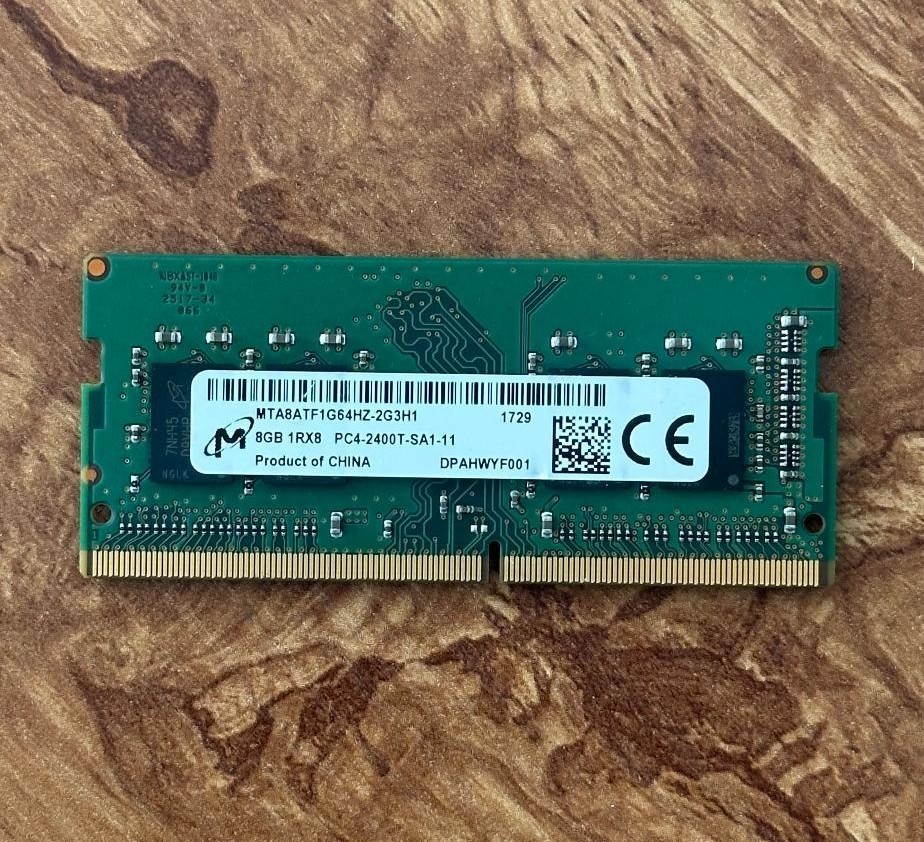 Micron 8GB DDR4 2400 MHz PC4-19200 SO-DIMM MTA8ATF1G64HZ-2G3H1 Laptop RAM Memory