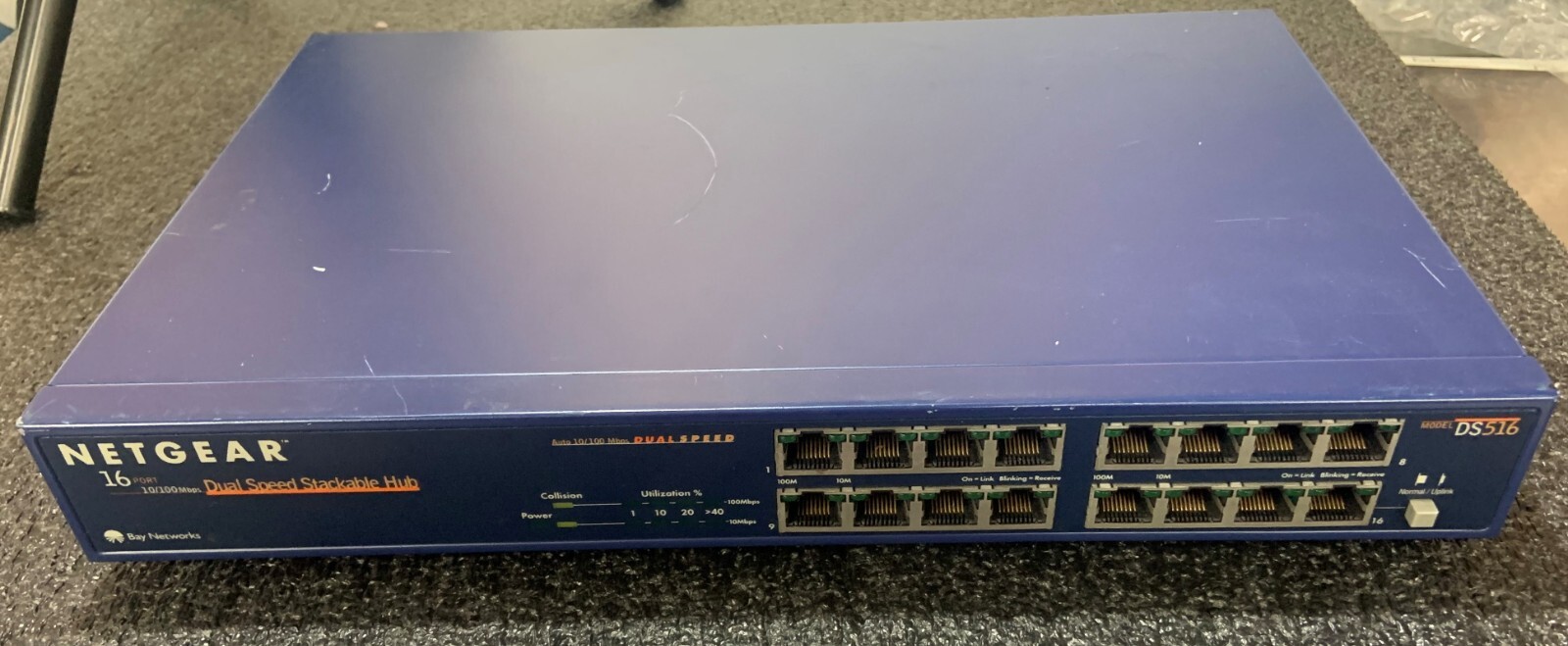 NetGear 16-Ports External Hub Stackable - DS516