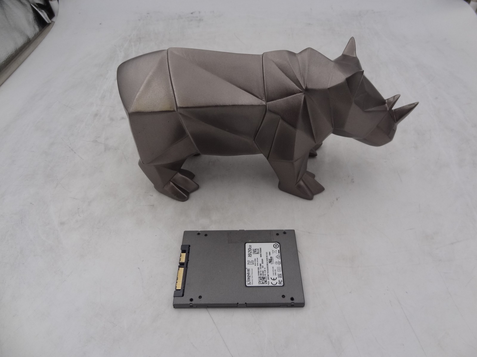 Kingston SUV500/1920G 1.92TB SATA 6GBPS 2.5in SSD
