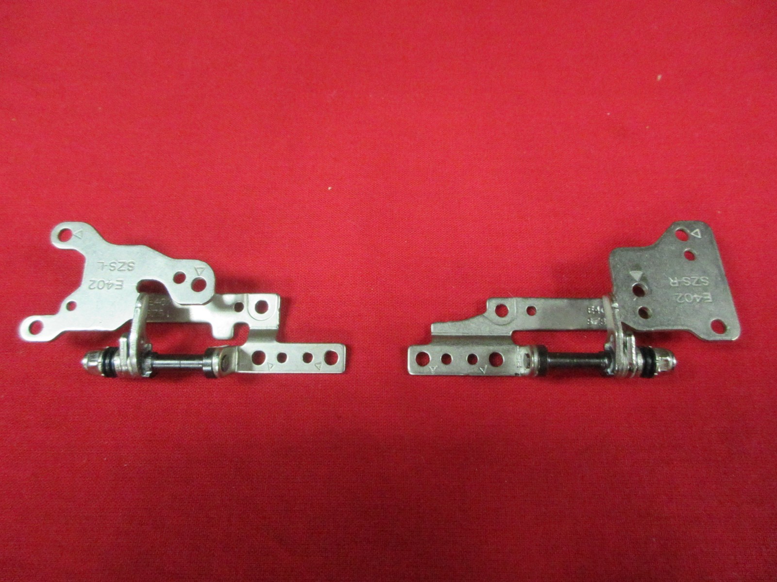 ORIGINAL ASUS F402BA-EB91 L/R HINGE SET F402BA-EB91HINGE