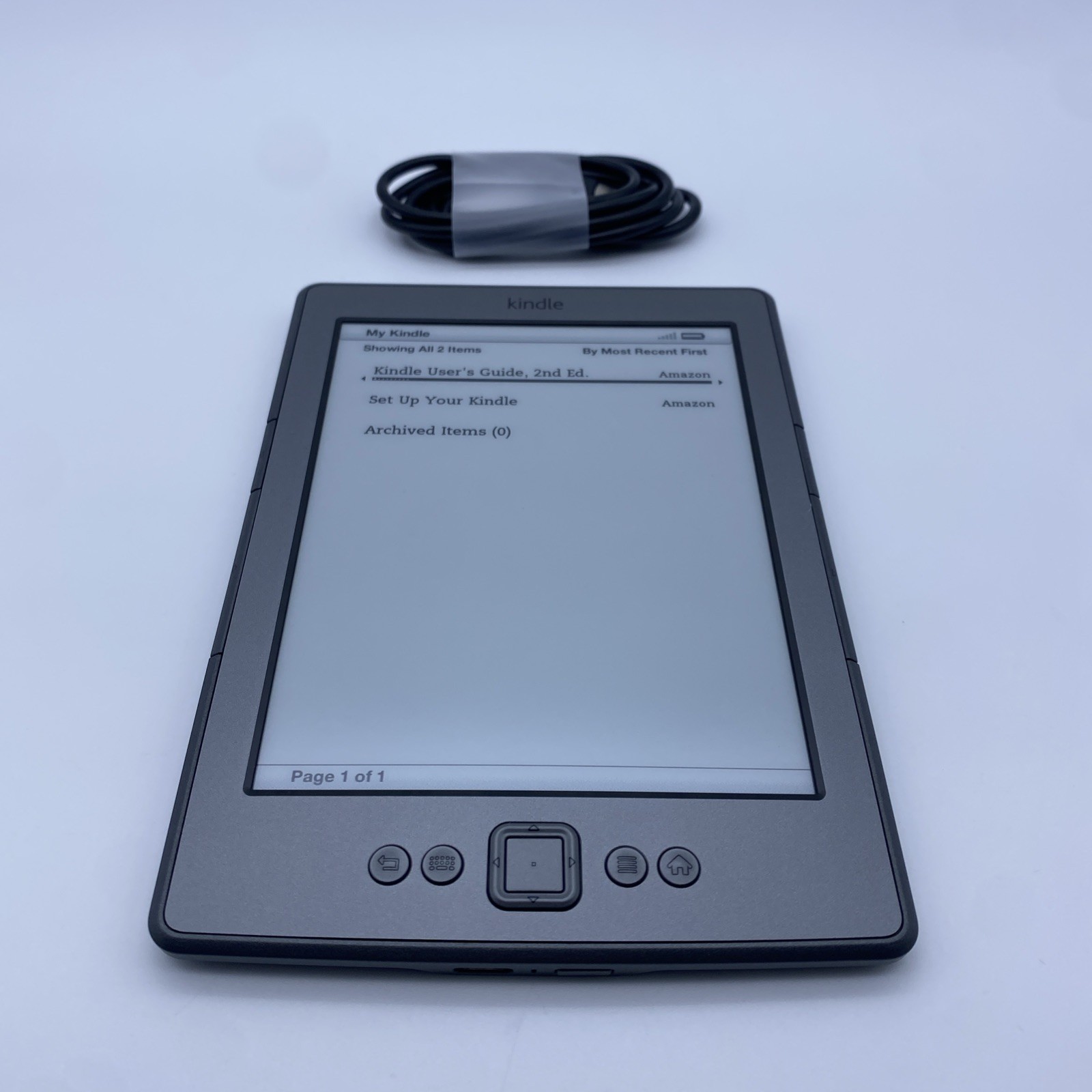 Amazon Kindle 4th Generation 2GB 6" Ebook Reader Model D01100 Graphite, Tested