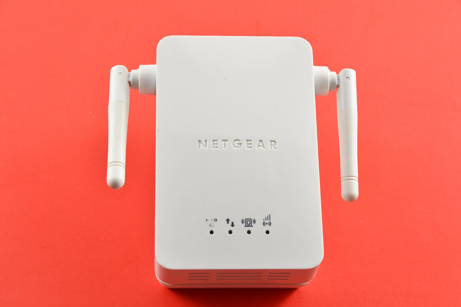 NETGEAR N300 WN3000RP Universal WiFi Range Extender - White