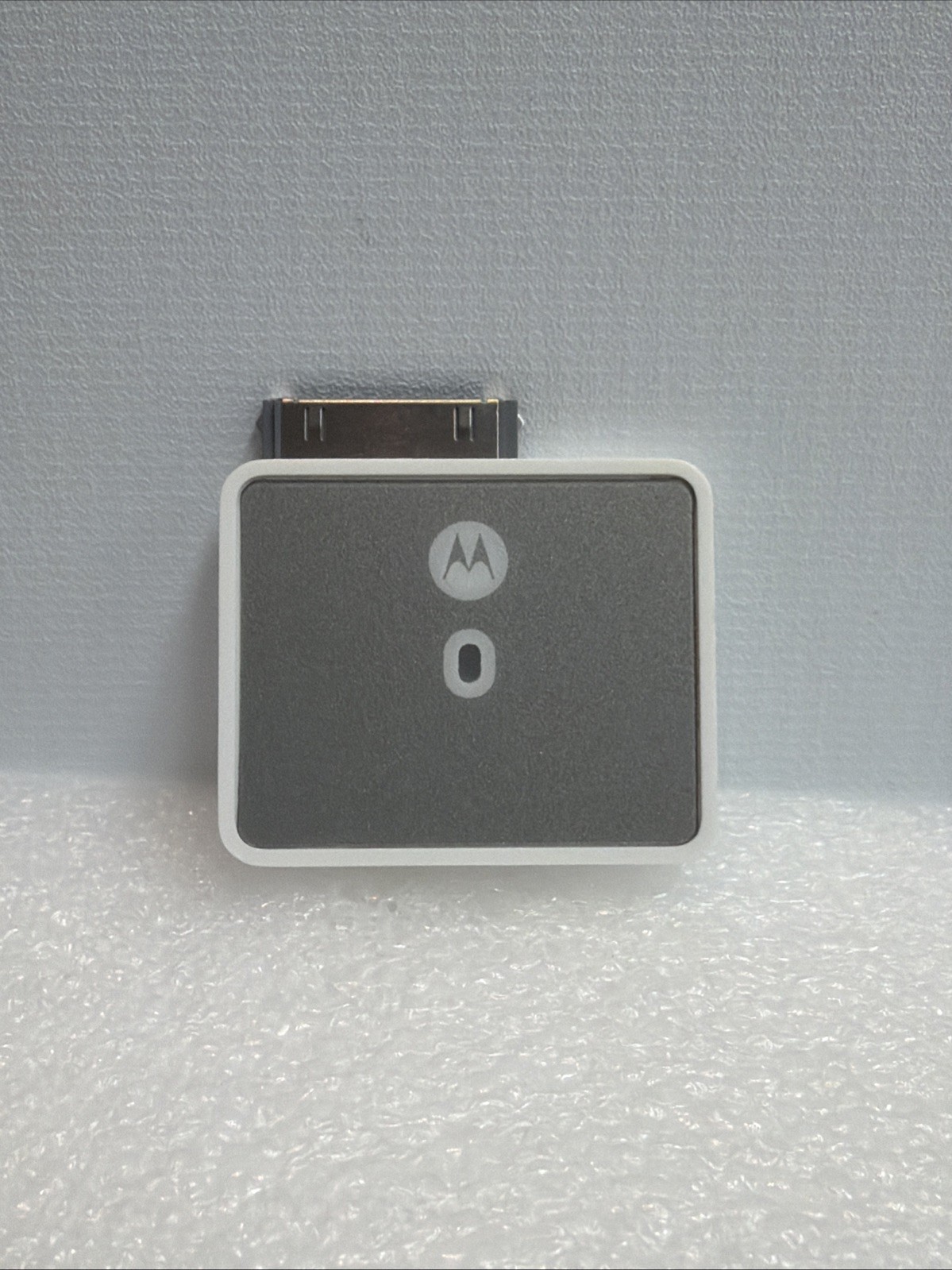 Motorola D650 Apple iPod Bluetooth Wireless Headphone 30-Pin Adapter