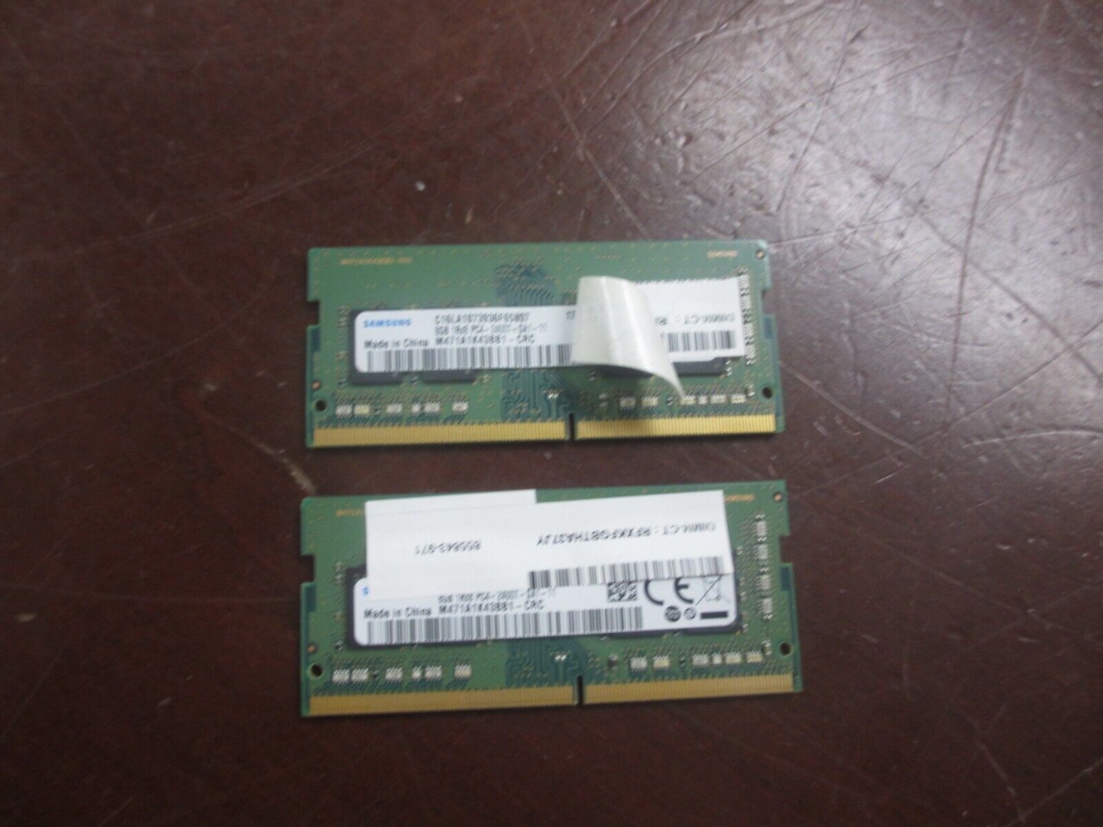 16GB (2 x 8GB) DDR4 Memory Samsung PC4-2400T M471A1K43BB1-CRC for Laptop or Mini