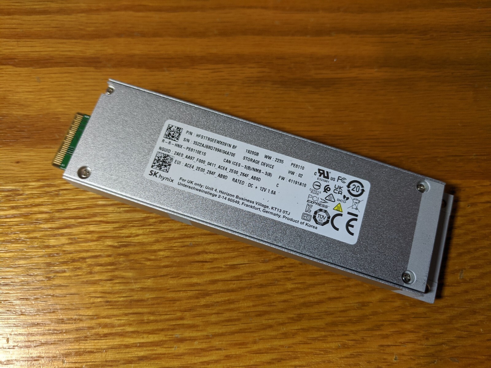 Hynix 1.92TB PE8110 EDSFF E1.S 15mm PCIe 4.0 SSD NVMe HFS1T9GEEWX091N - NEW
