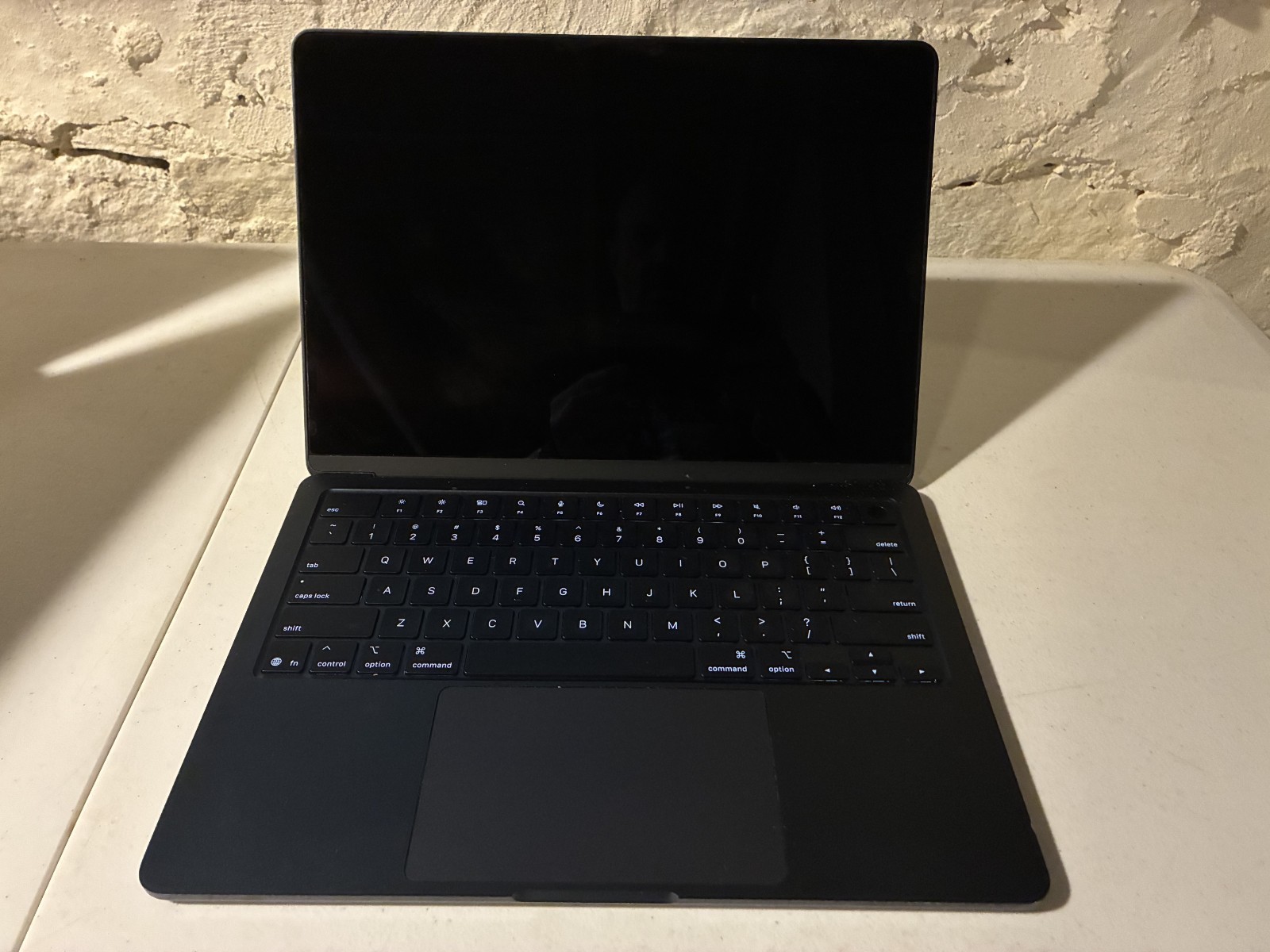 Apple M4 MacBook Air 13" 32GB RAM 1TB SSD 10-core GPU Midnight Z1GU000GZ 2025