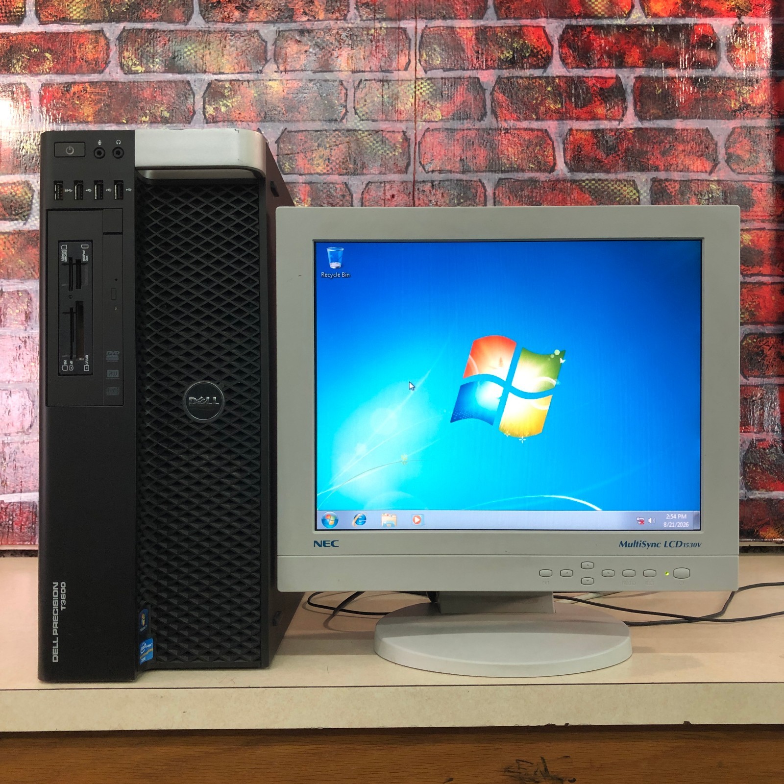 Dell Precision T3600 Xeon E5-1620 3.60GHz 32GB RAM 1TB SSD (Windows 7 Pro)