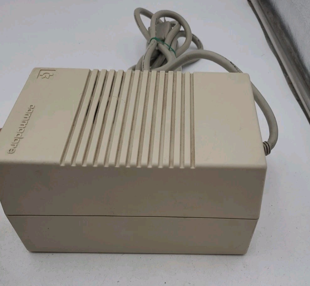 Vtg COMMODORE Computer POWER SUPPLY AC ADAPTER 312503-01 DSP-A500 Works