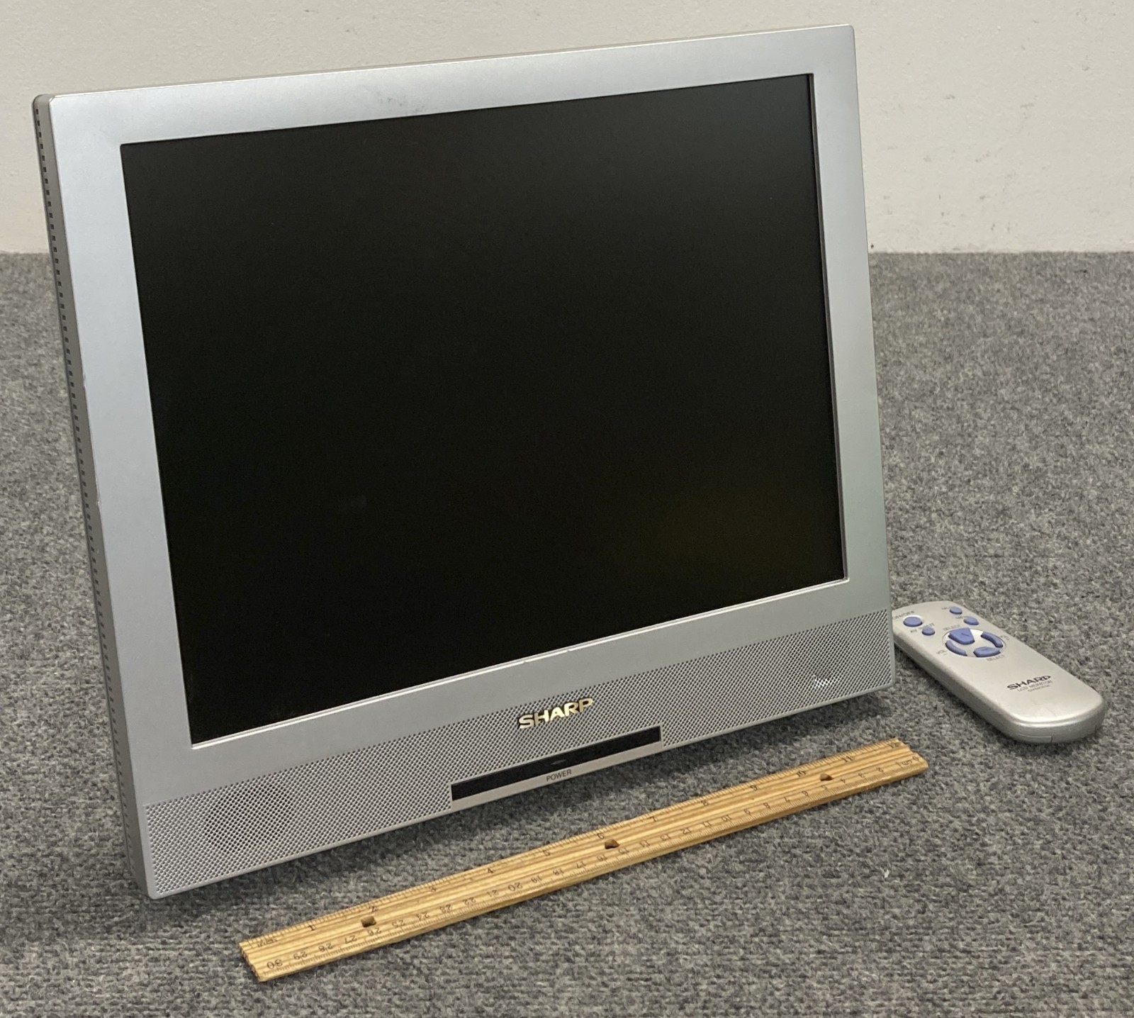 Sharp LC-15M4U LCD AV Monitor w/ Remote (Unit Only, As Is)