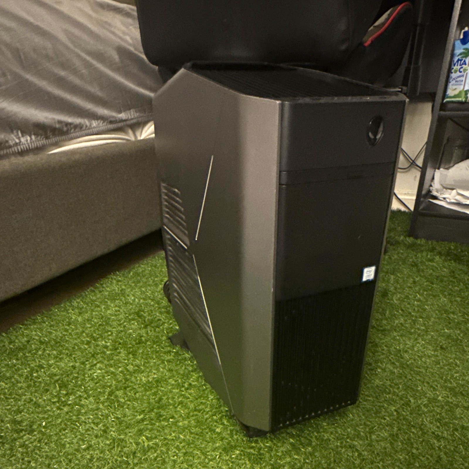 Alienware Aurora R7 Gaming Tower Desktop PC Black USB 3.0 HDMI DisplayPort