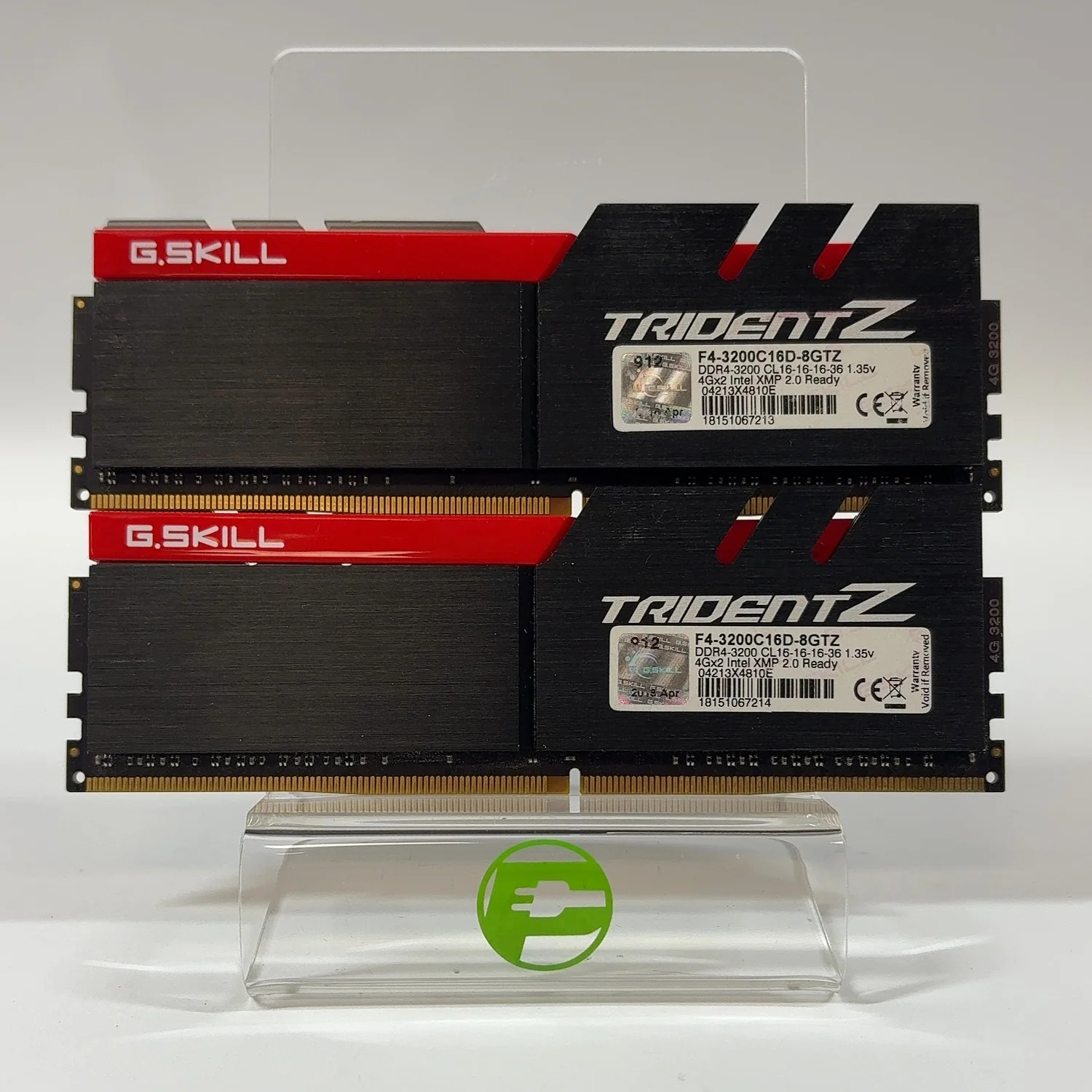 TeamGroup Trident Z 8GB (2x4GB) RAM DDR4 3200MHz F4-3200C16D-8GTZ