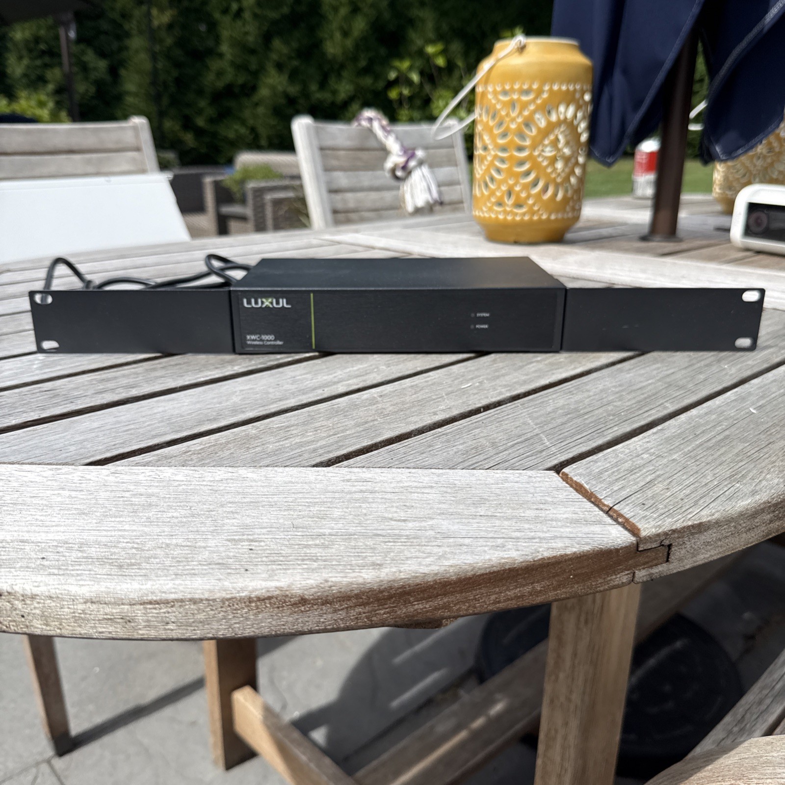 LUXUL XWC-1000 WIRELESS CONTROLLER w/ Rack Ears