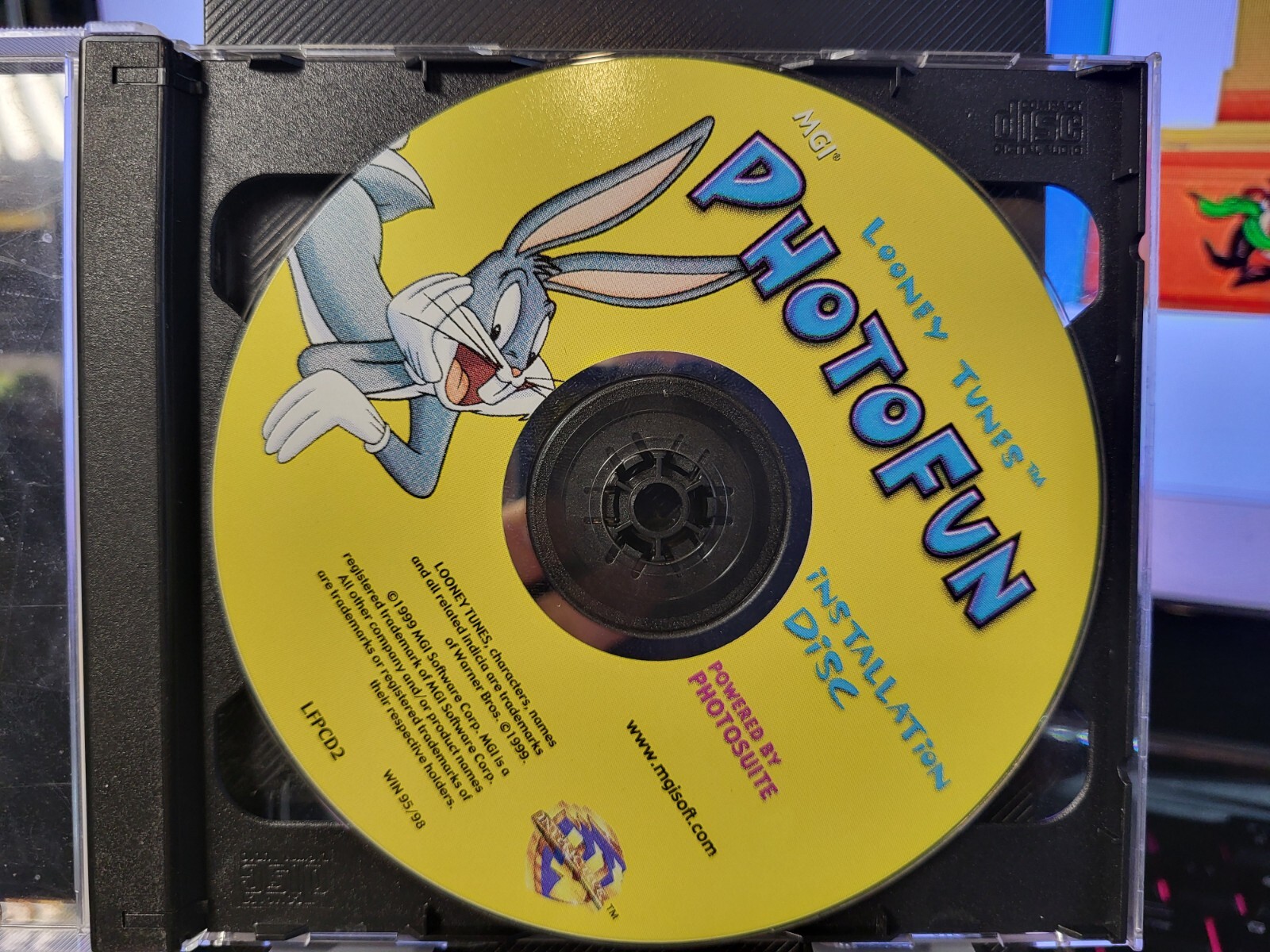 Looney Tunes Photo Fun Pc [2 DISC ONLY /INSTALLATION + CONTENT DISC]