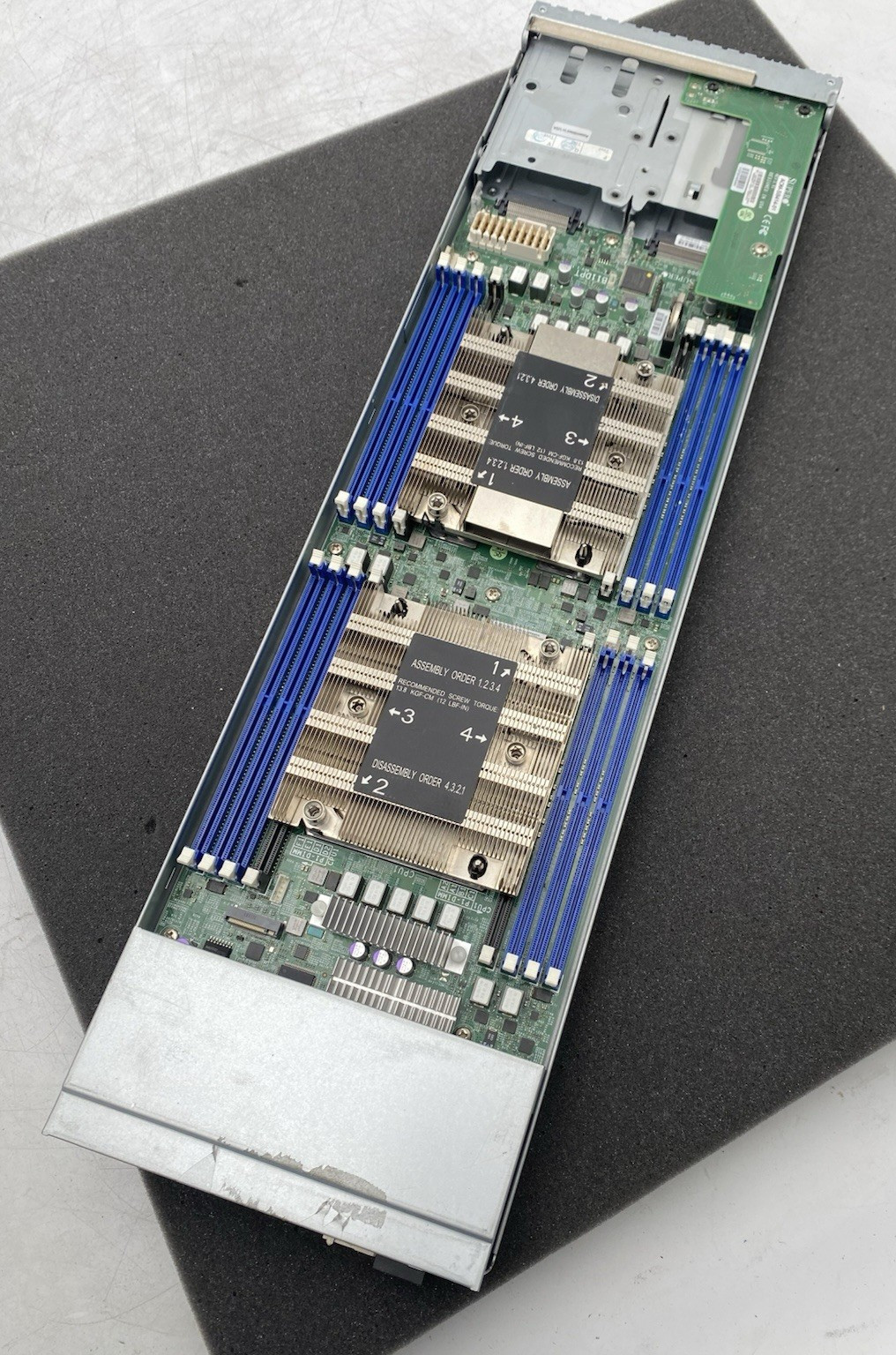 SUPERMICRO MCP-680-41401-0N 4U 14-Slot SuperBlade Barebones