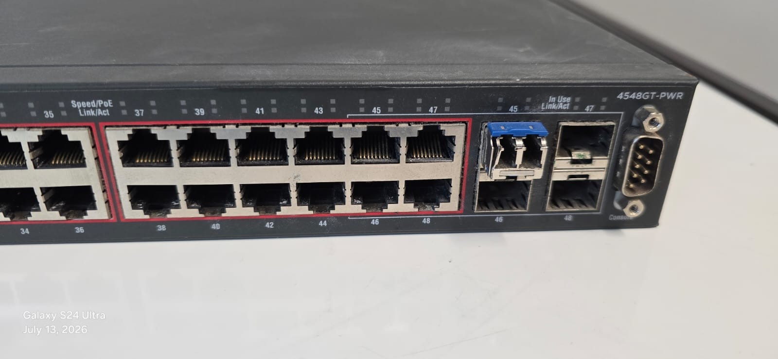 Avaya Ethernet Routing Switch 4548GT-PWR — a 48-port PoE gigabit switch