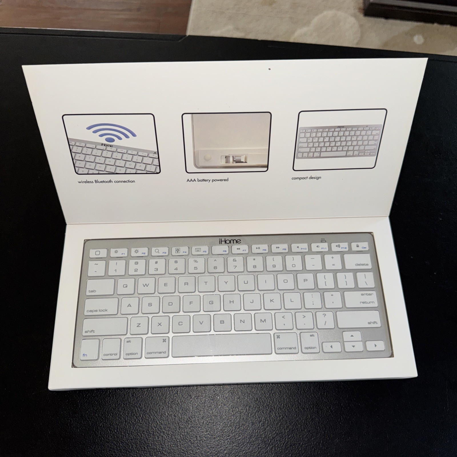 iHome Wireless Bluetooth Keyboard for MAC in Silver