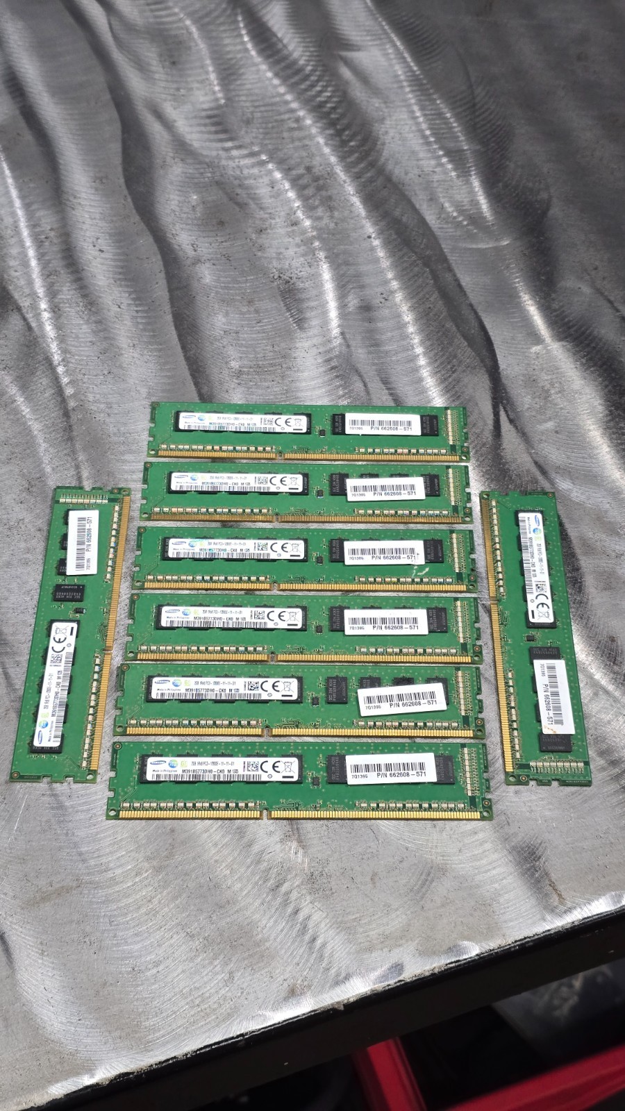 Samsung HP 2GB DDR3-1600 ECC UDIMM PC3-12800E M391B5773DH0-CK0 662608-571