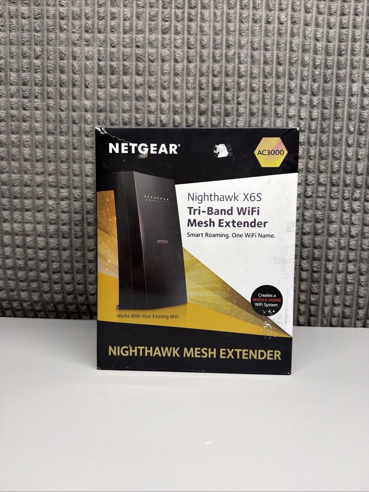 Netgear Nighthawk X6S Tri-Band WiFi Mesh Extender AC3000 EX8000-100NAS