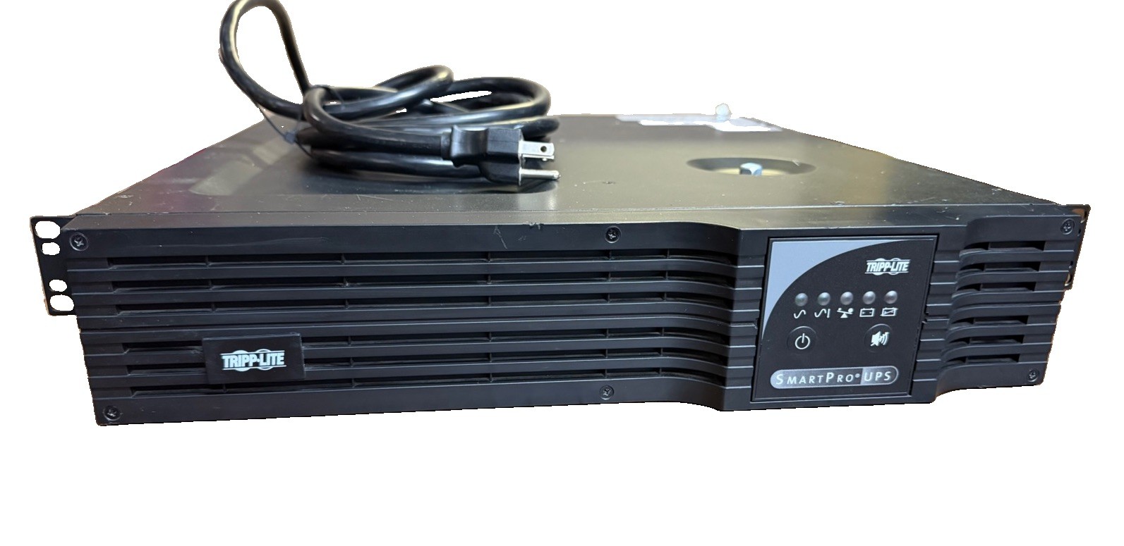 Tripp Lite SMART2200RMXL2U 2200VA 1600W Rackmount UPS Fully Tested No Batteries
