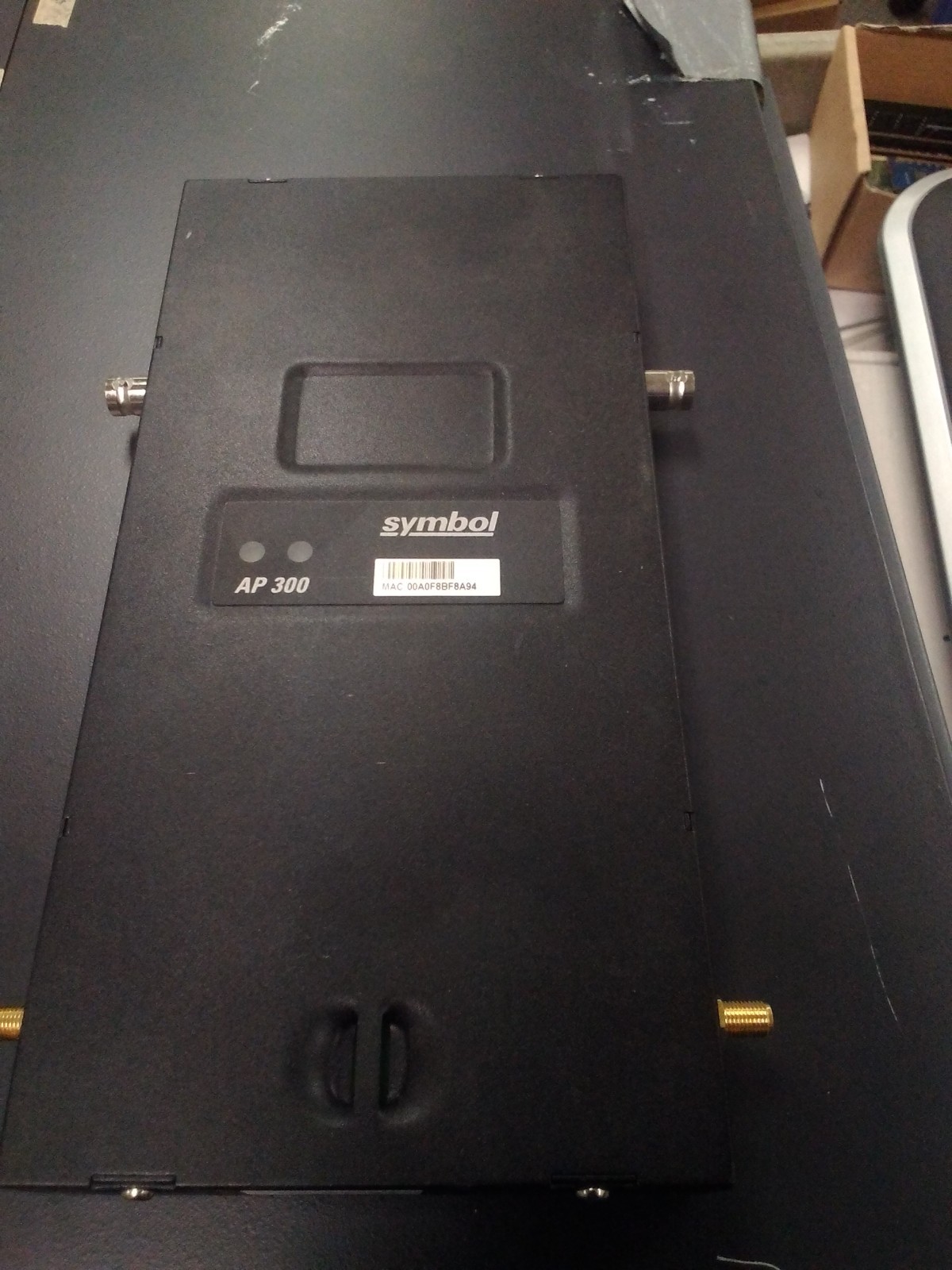 Symbol AP-300 54 Mbps 2-Radio Ext Antenna Wireless Access Point WSAP-5100-100-WW