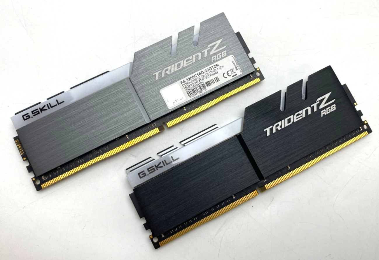 G.SKILL TRIDENT Z RGB 32GB (2x16GB) RAM DDR4 DIMM XMP 3200MHz F4-3200C16D-32GTZR