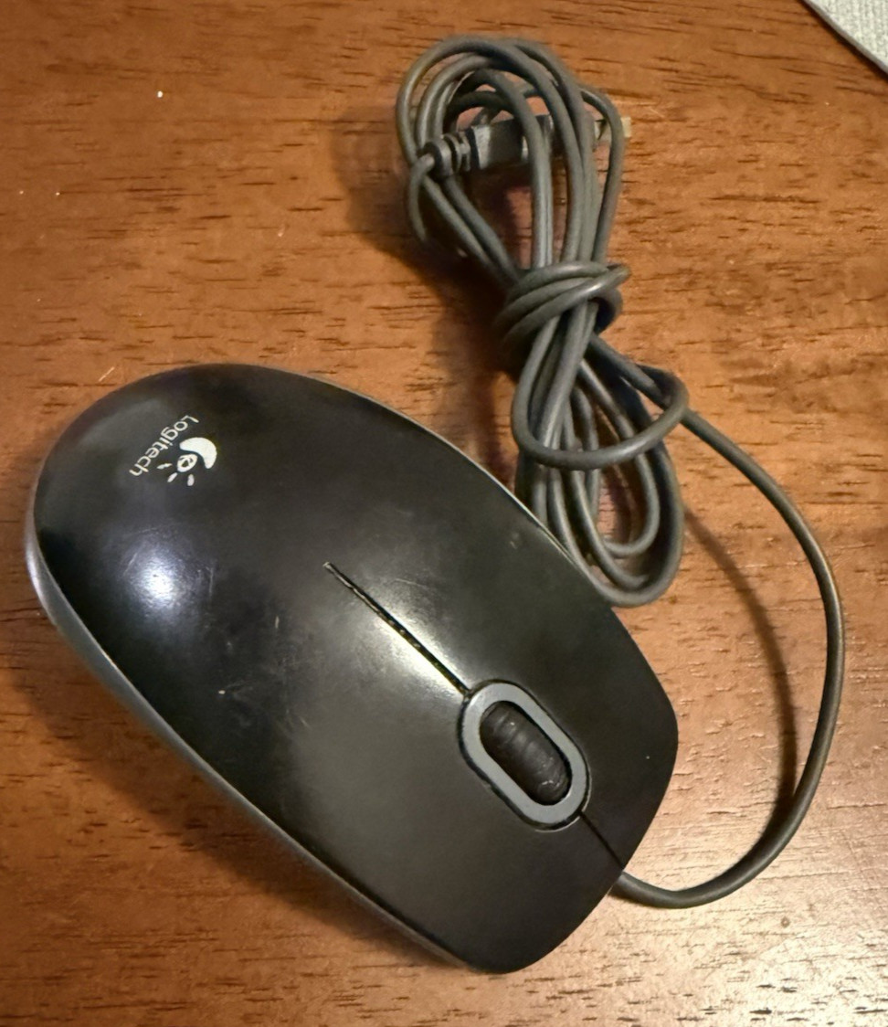 Logitech M100 M-U0026 Wired USB Optical Mouse Black 1000 DPI Tested Working