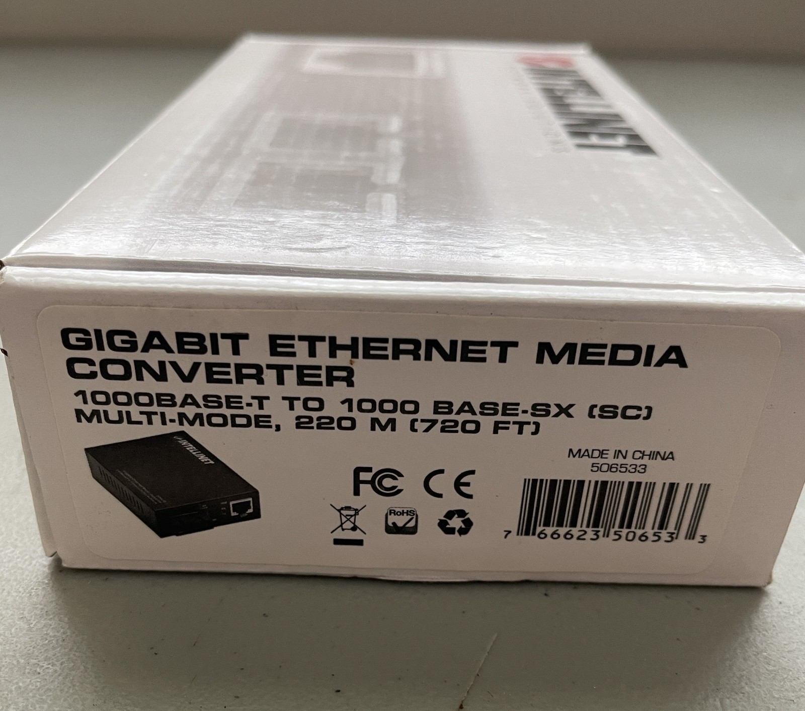 Intellinet 1000Base-T to 1000Base-SX Fiber Gigabit Ethernet Media Converter