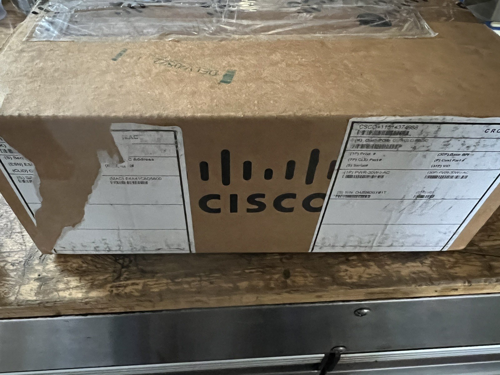 Cisco ISR1100-4G 4 Eth LAN/WAN Ports,  SR1100 Series Router NEW