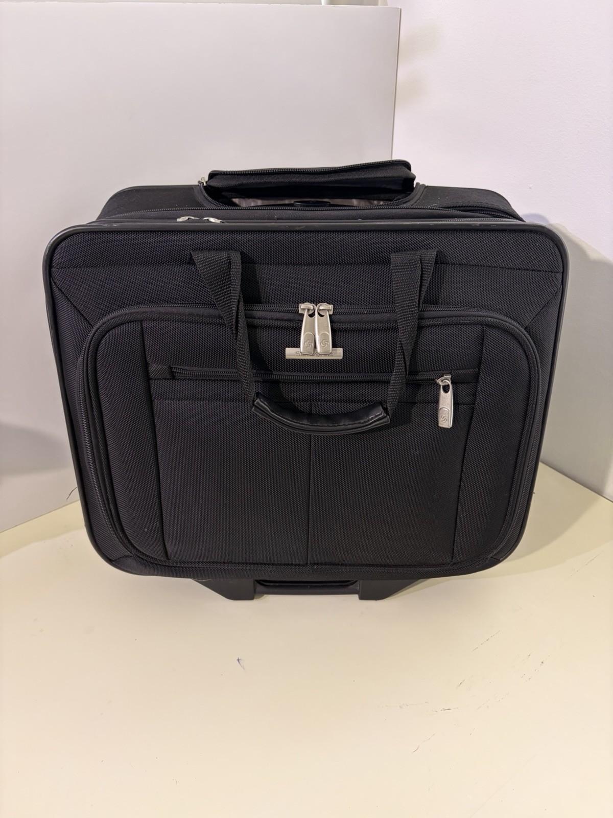 SAMSONITE Wheeled Business Case, Laptop, Carry-On