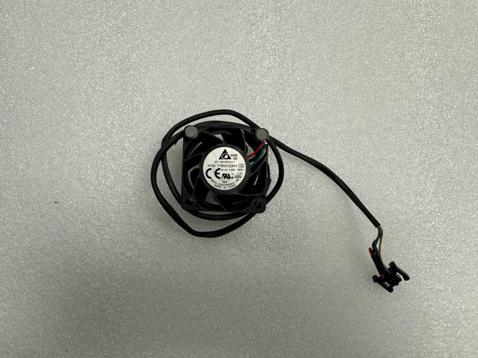 IBM REAR FAN 40 X 28MM FOR IBM SYSTEM X3650 M4 00AL760 FFB0412UHN
