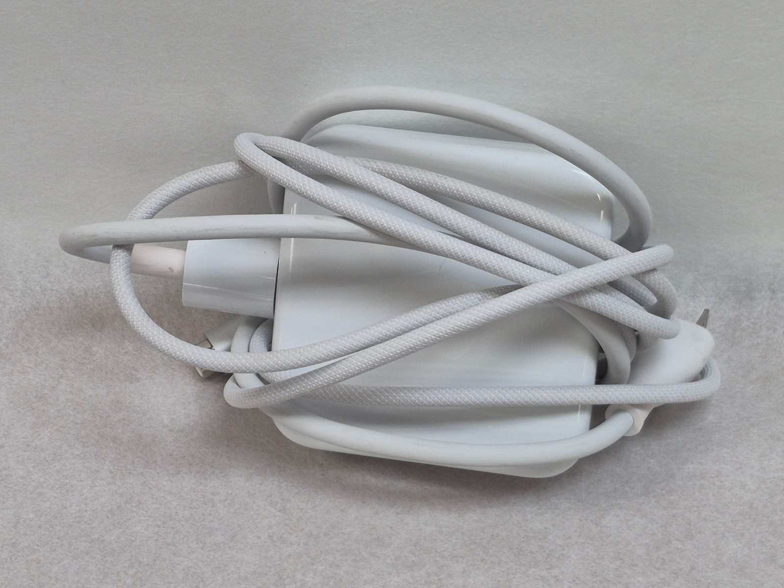 Apple iMac USB Power Adapter A2290 143W