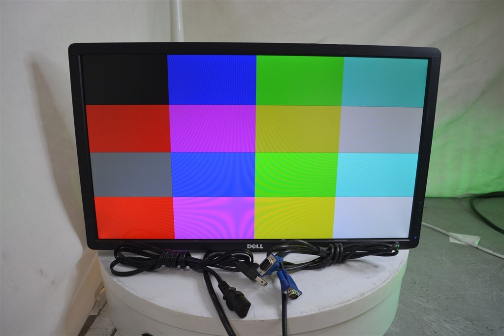 Dell P2412Hb 0KG49T 24" Widescreen LCD Monitor VGA DVI No Base/Stand Grade B