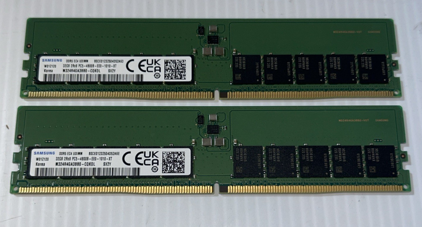 Samsung 64GB (2x32GB) DDR5 4800B-EE0 2RX8 UDIMM PC5-4800 M324R4GA3BB0-CQK
