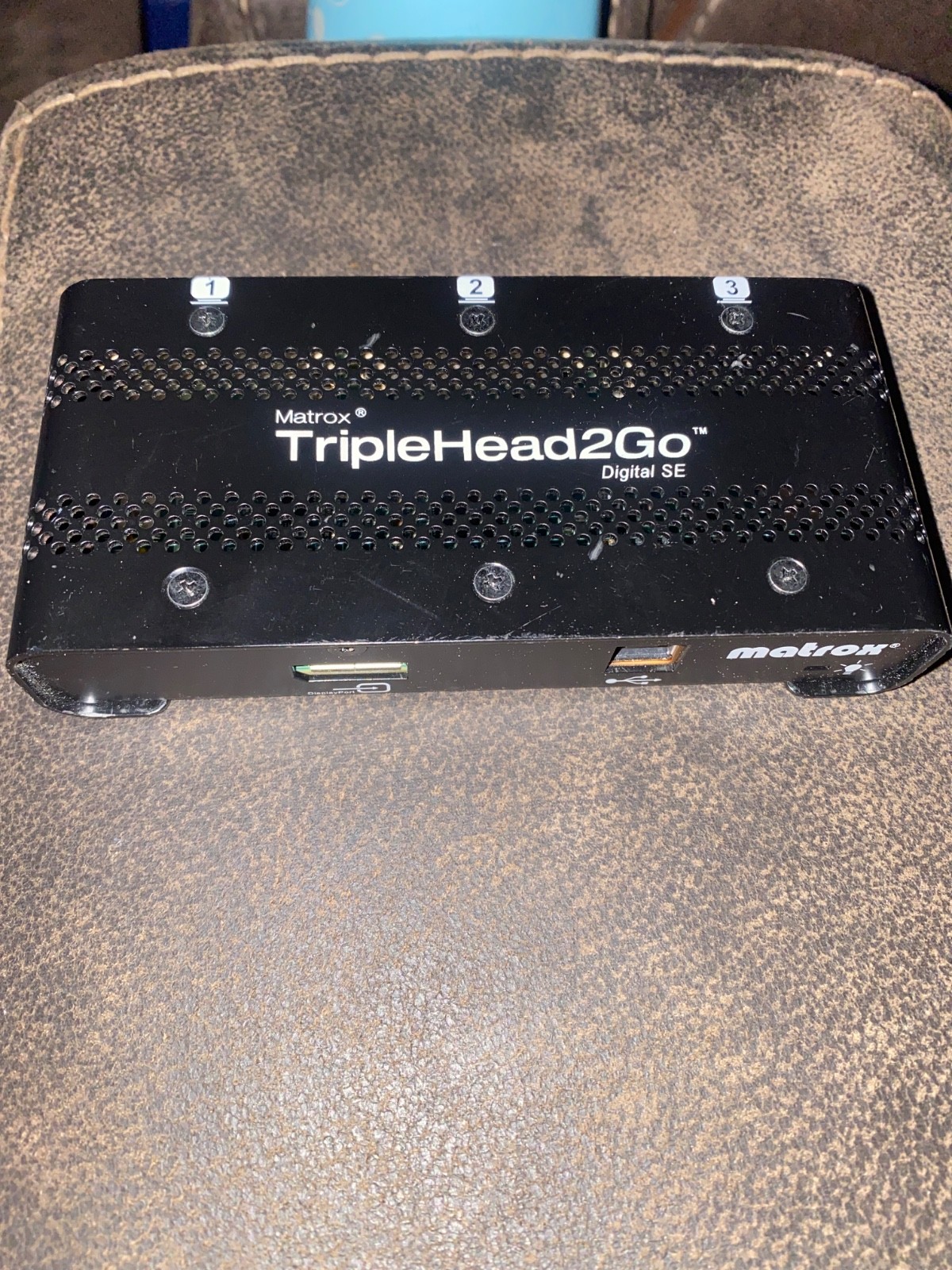 Matrox TripleHead2Go Digital Edition External Multi-Display Adapter MS488670