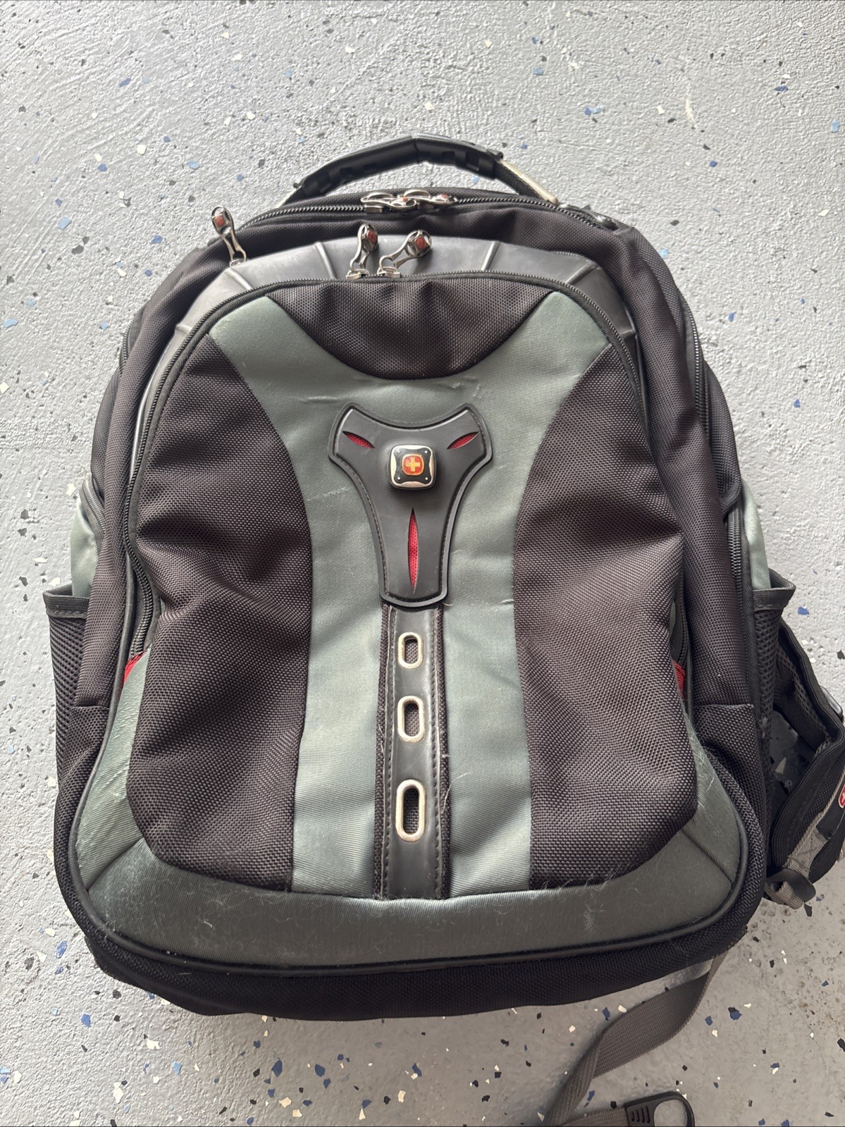 Swiss Gear Wenger Pegasus 17” Laptop Backpack Black/Blue EUC