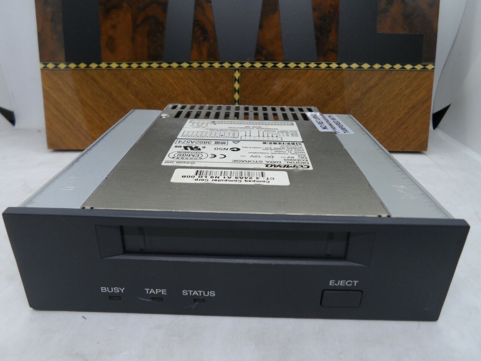 DEC Compaq DDS3 DAT24 SCSI internal tape drive DS10/20e 103548-004 122873-004