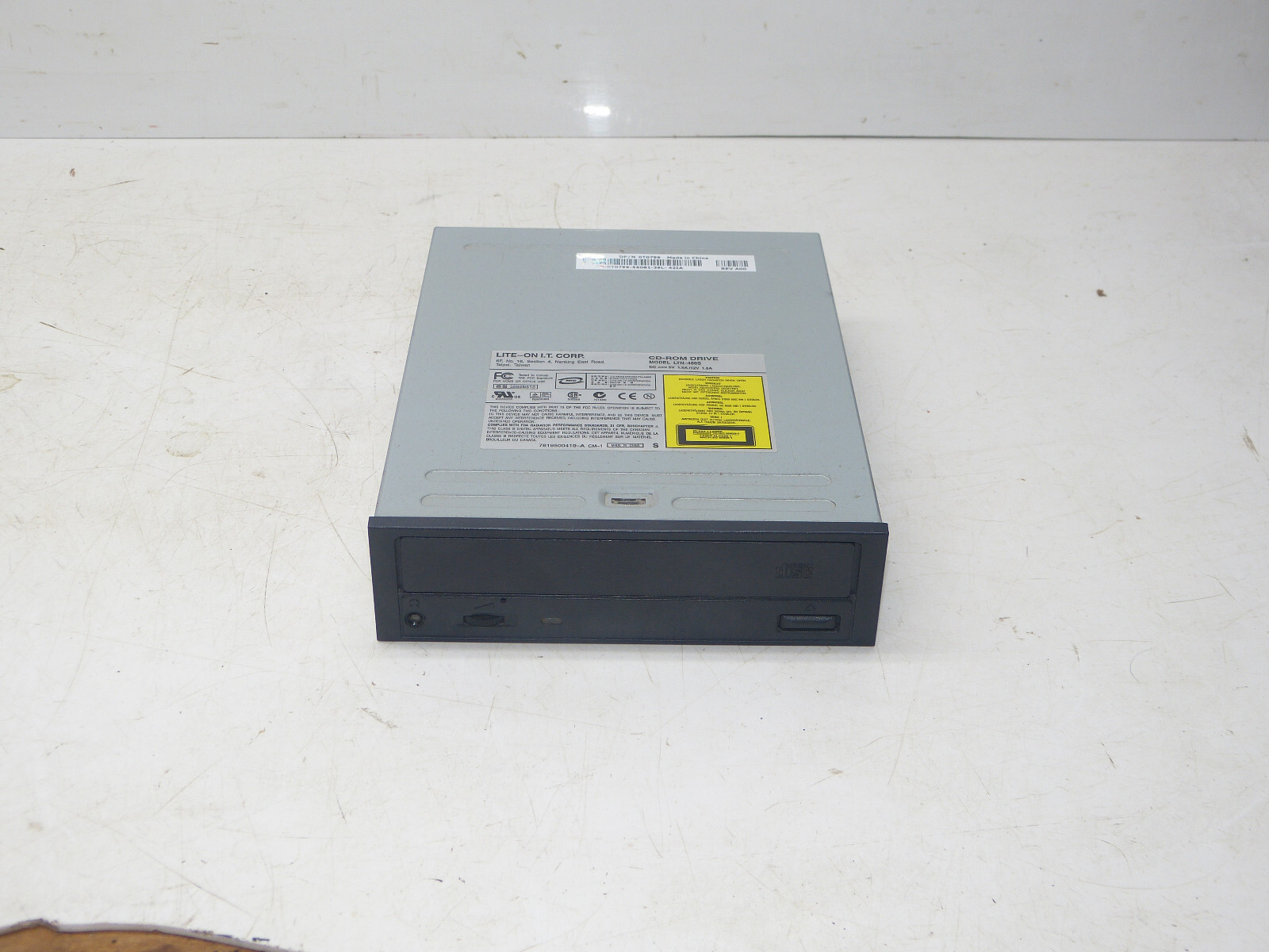 LITE-ON IT, LTN-486S, IDE Internal CD-ROM Drive INV16763