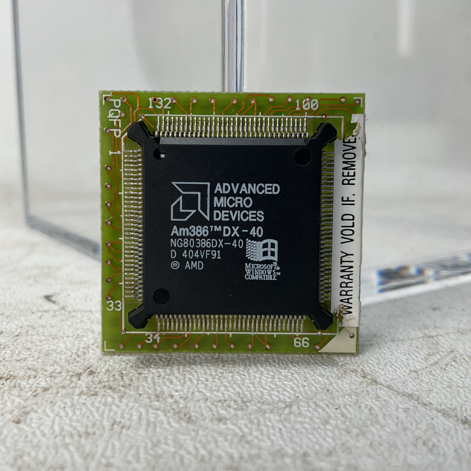 AMD Am386DX-40 NG80386DX-40 CPU 40MHz Processor Vintage 132-pin Plastic QFP