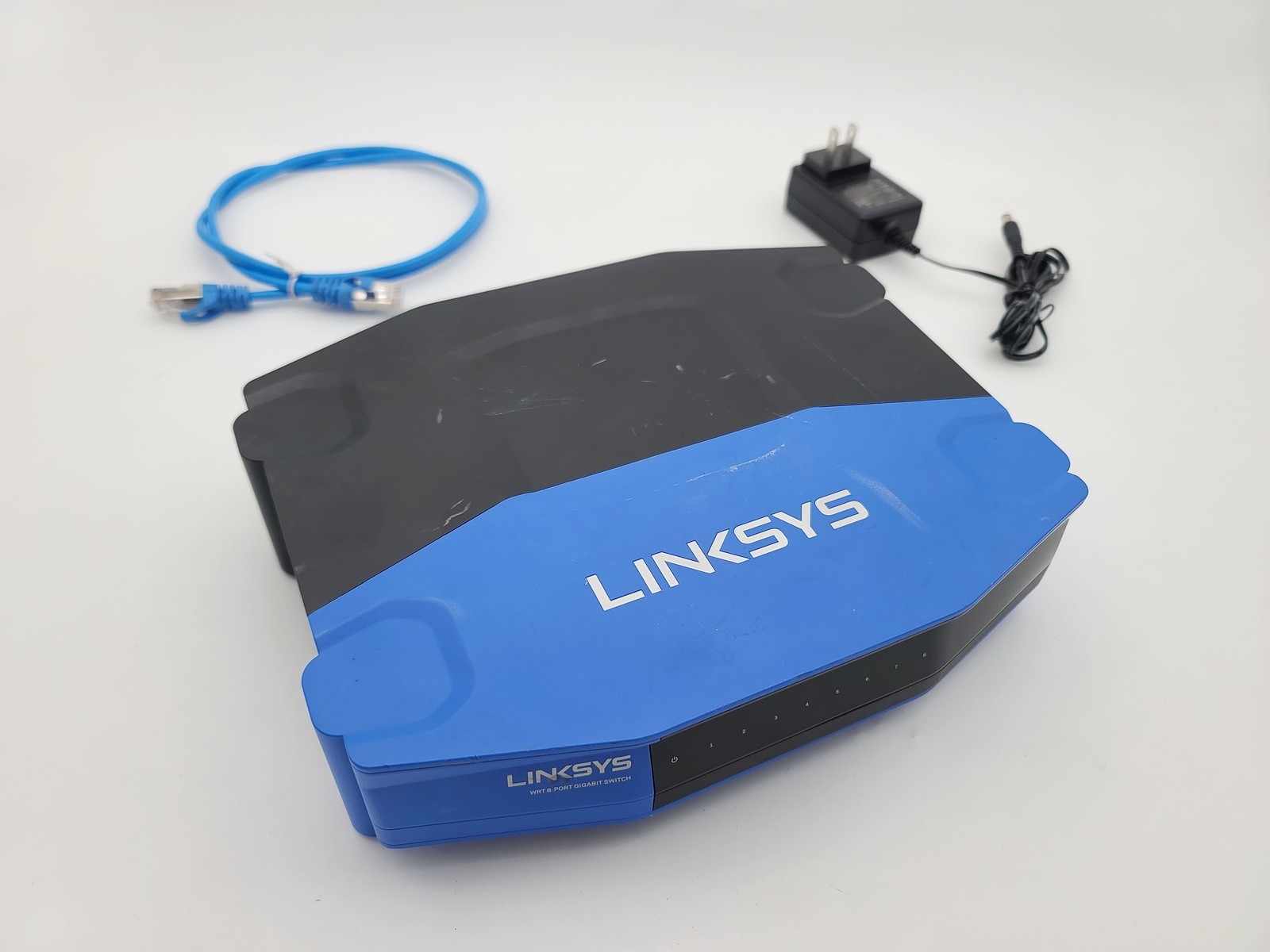 LINKSYS SE4008 AC1900 DUAL-BAND SMART WI-FI ROUTER 4-PORT GIGABIT W ADAPTER